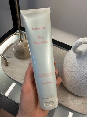 The Squeeze Gentle Daily Face Wash NEW